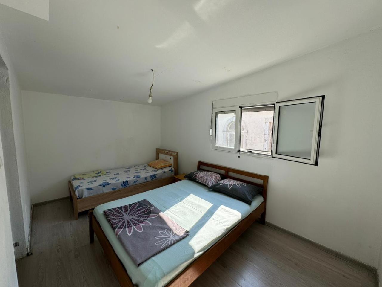 Vlado Apartments 波德戈里察 外观 照片